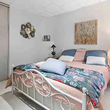 Complete Au Soleil D'azur Вилла