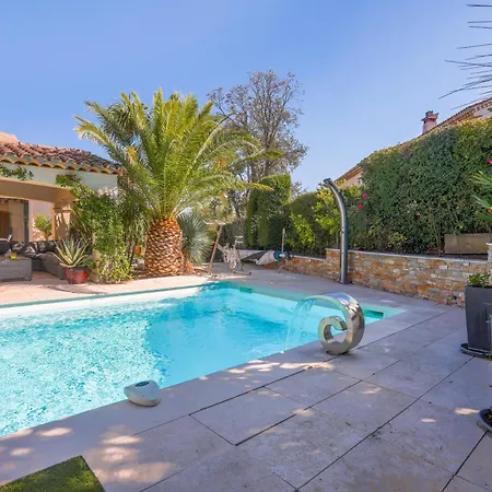 Complete Au Soleil D'azur * Фрежюс