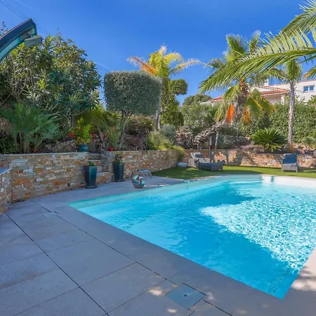 Complete Au Soleil D'azur Вилла