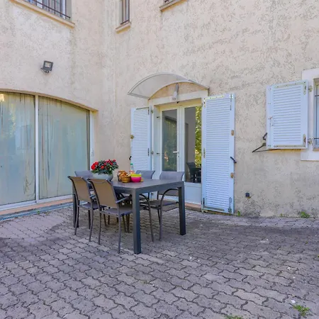 Avec Piscine Au Soleil D'azur Tatil Evi *