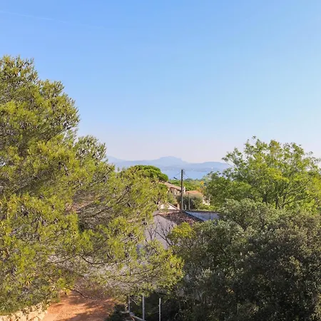 Avec Piscine Au Soleil D'azur Tatil Evi *